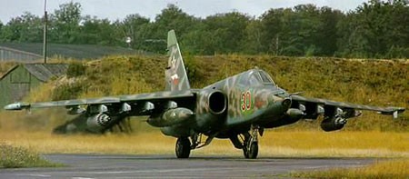 Máy bay cường kích Su-25 Nga